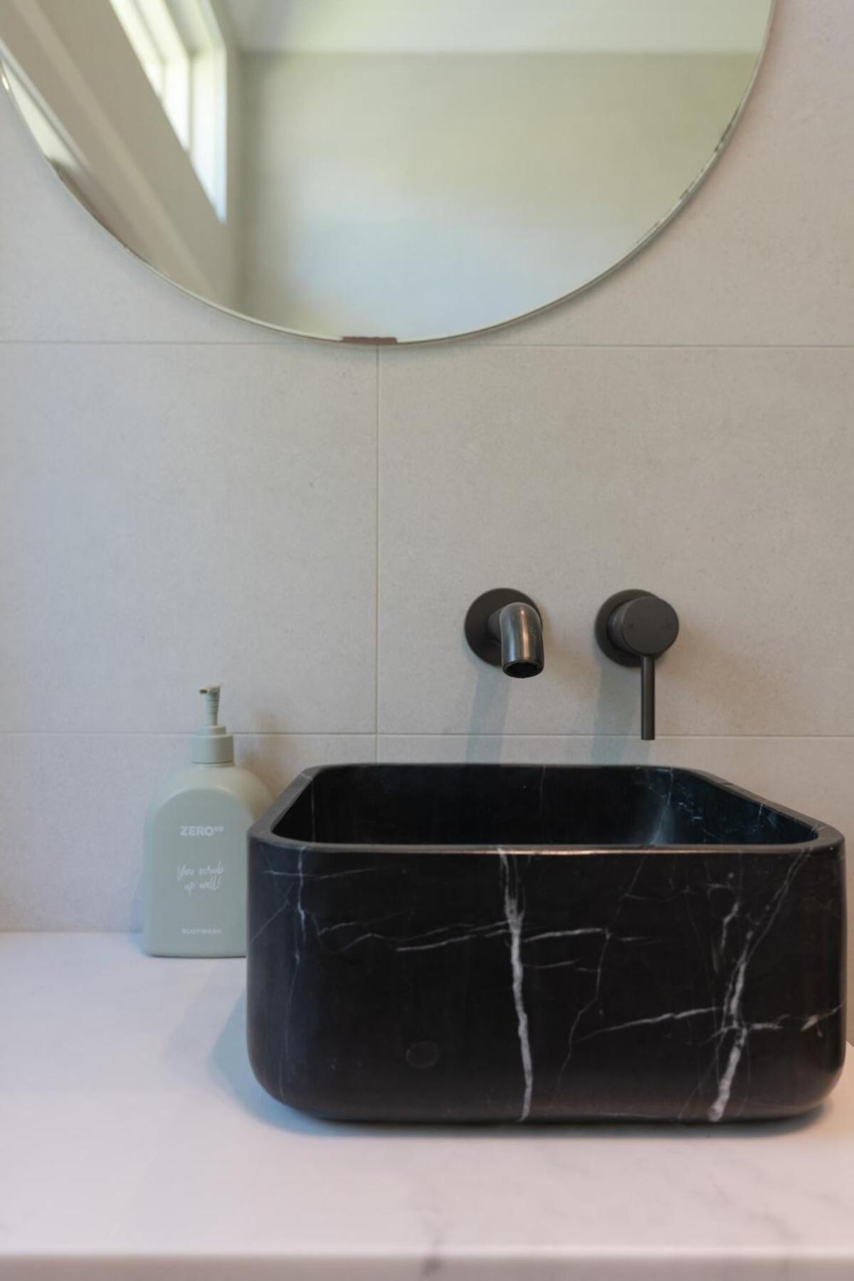 Bronte Boho Chic Near Ocean With Parking Ferienhaus *
